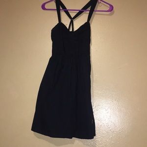 Light weight knotted dress